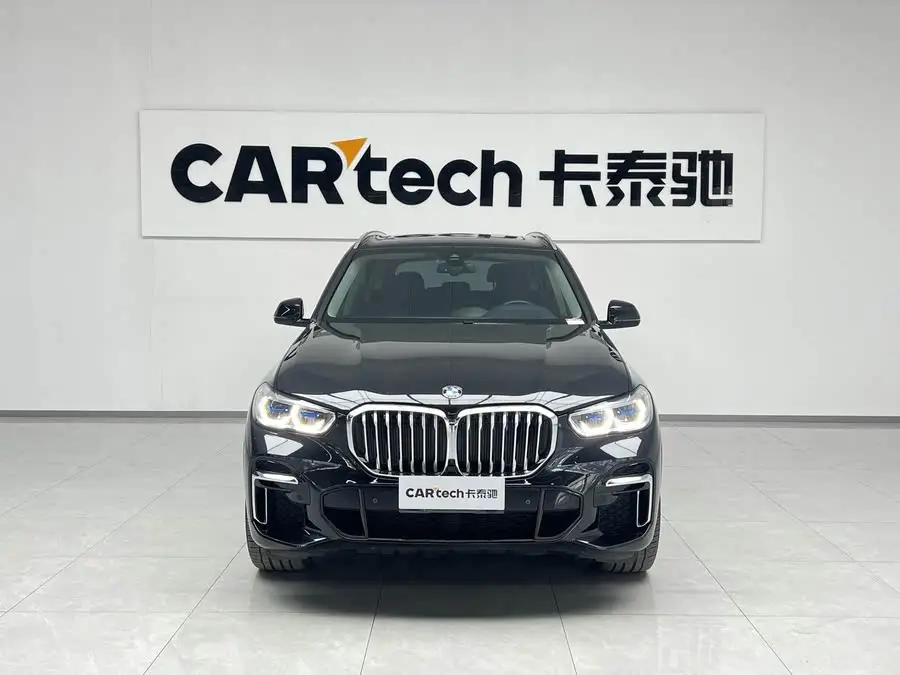 بي إم دبليو X5 2022 xDrive 30Li حزمة M الرياضية الفاخرة