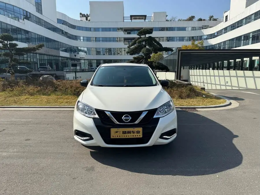 نيسان تييدا 2021 1.6 لتر CVT الإصدار الرياضي