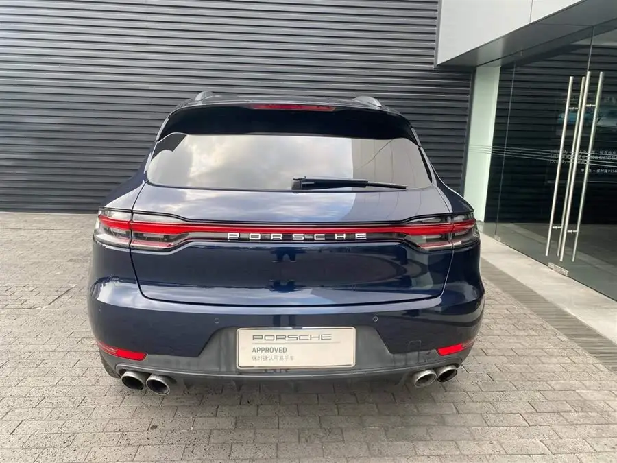 2020 Macan 2.0T