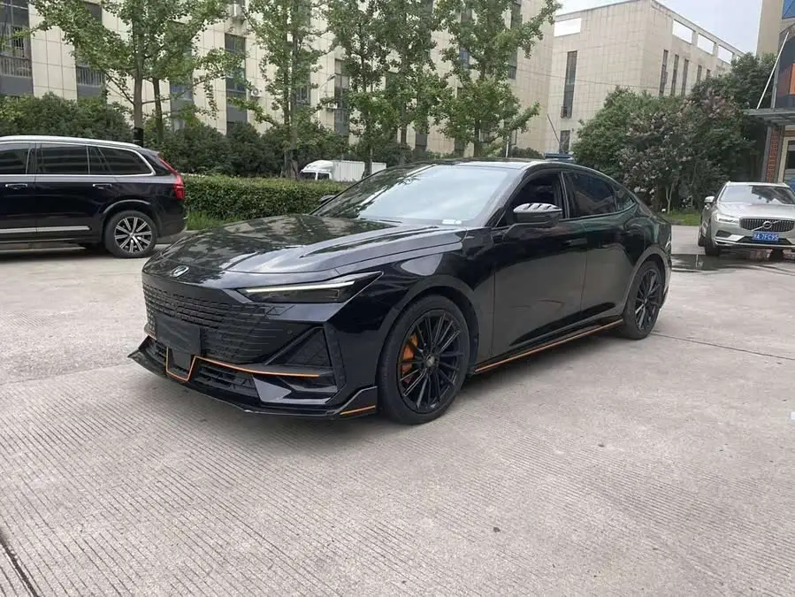 Changan UNI-V 2022 1.5T Sport Edition