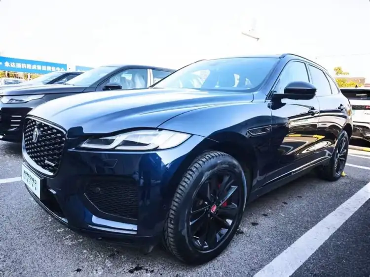 Jaguar F-PACE 2023 P250 R-Dynamic BLACK