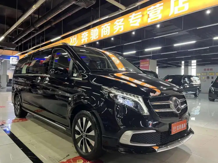 Vito 2023 2.0T Business Edition 7-seater