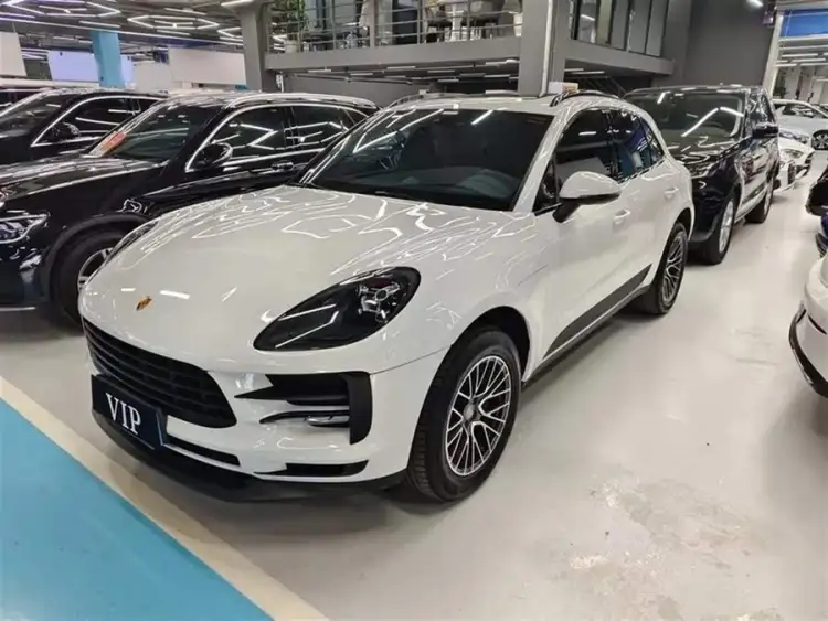 2021 Macan 2.0T