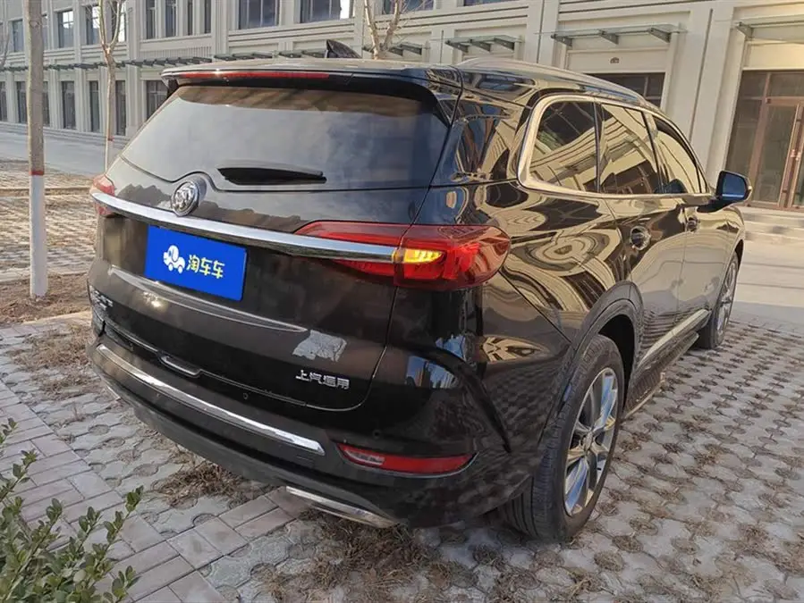 إنفيجن 2022 652T دفع رباعي بريميوم 7 مقاعد