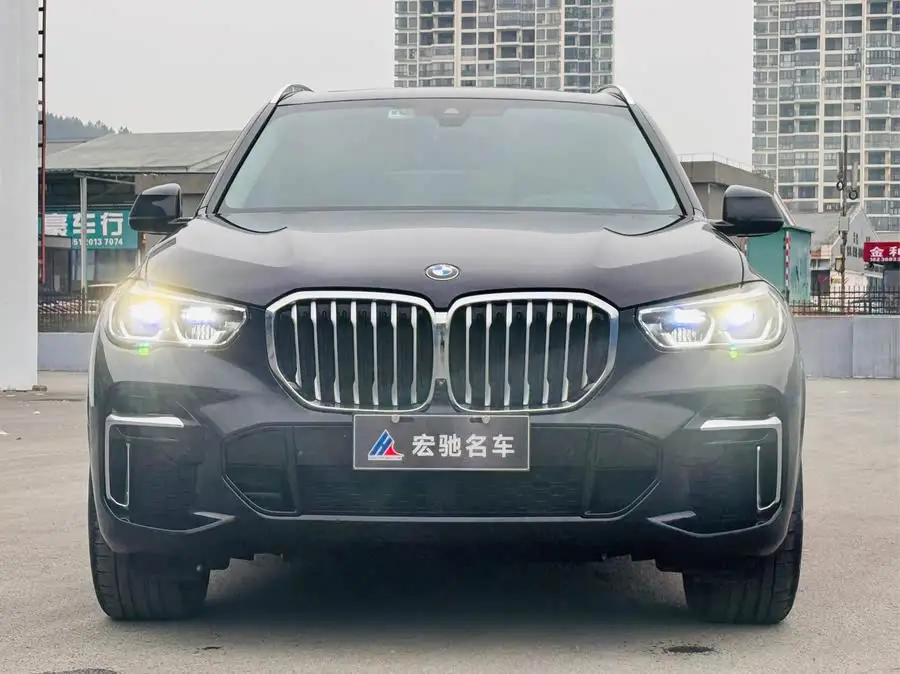 BMW X5 2022 xDrive 30Li Luxury M Sport Package