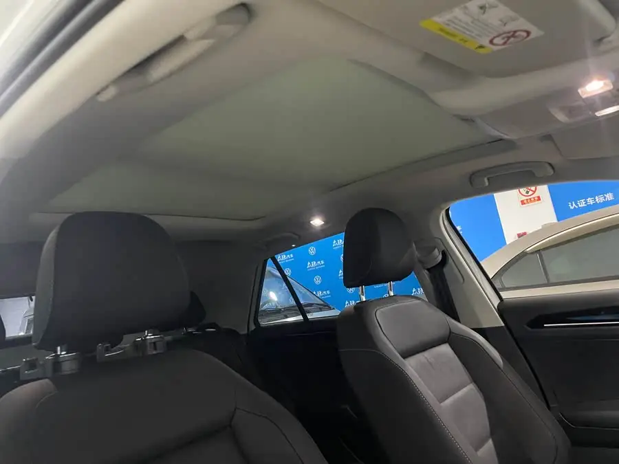 T-ROC 2022 280 TSI DSG Two-Wheel Drive Elite PLUS