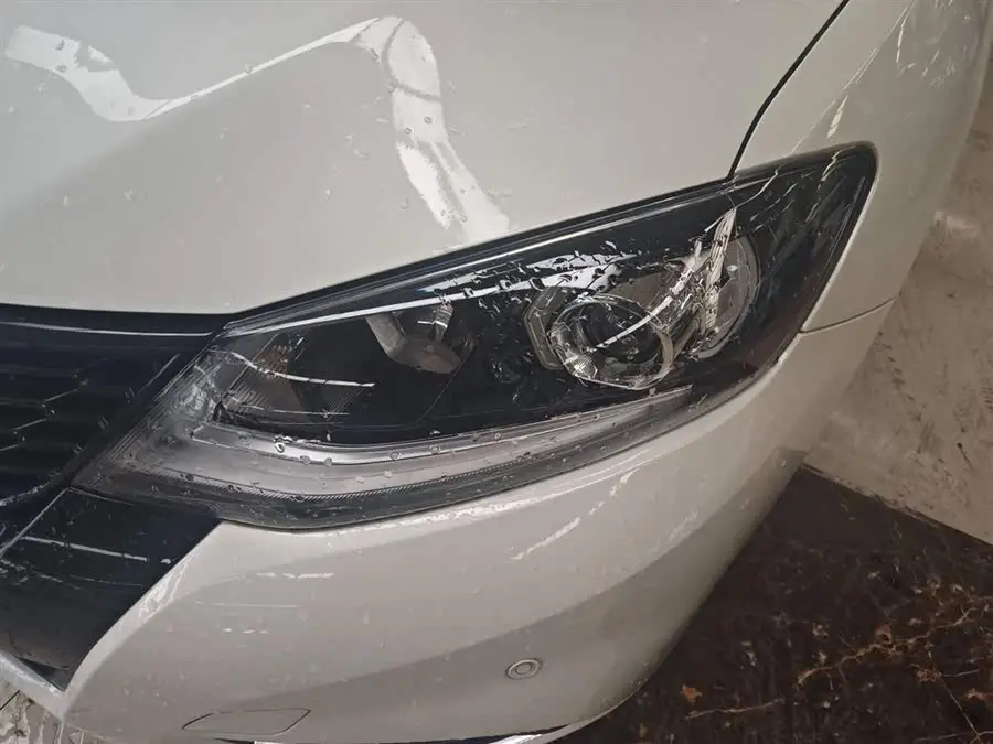 نيسان تييدا 2021 1.6L CVT إصدار ذكي