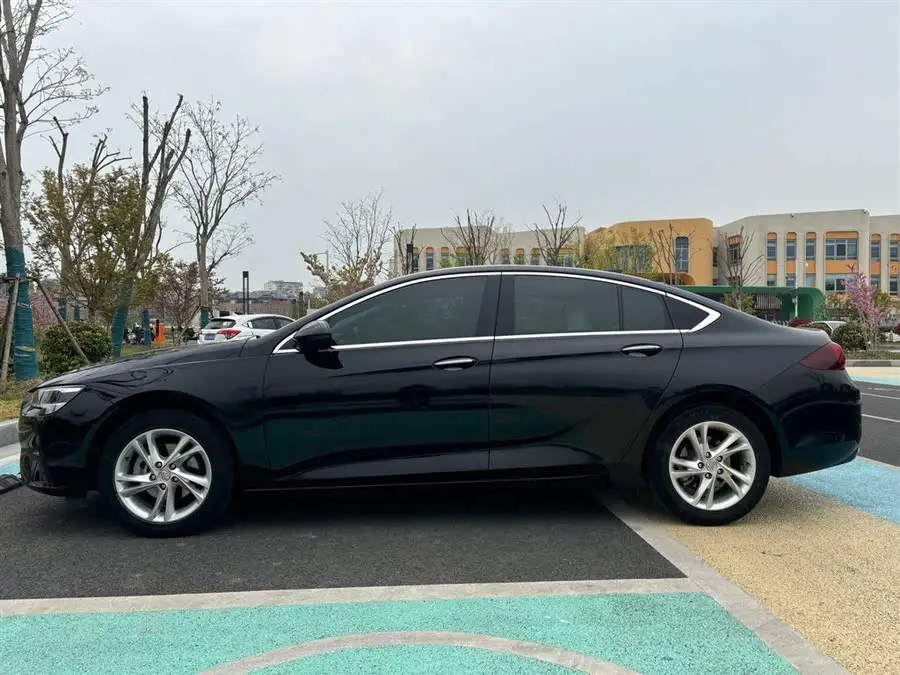 بيوك ريجال 2020 552T النخبة