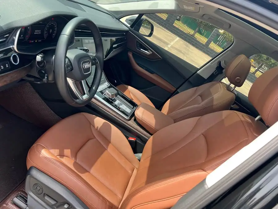 Audi Q7 2023 55 TFSI quattro S line Ice Sport Edition