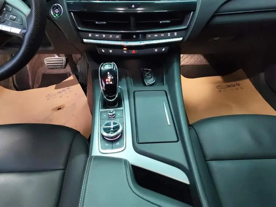 Cadillac CT5 2022 28T Luxury (Standard)