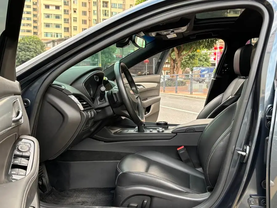 Cadillac CT5 2021 28T Fashion Edition