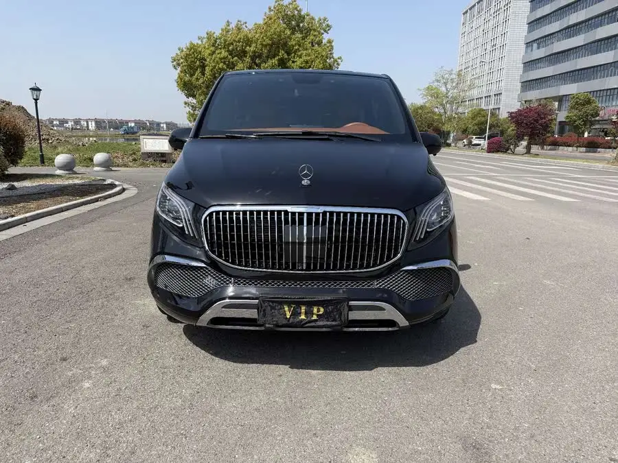 فيتو 2023 2.0T إصدار الأعمال 7 مقاعد