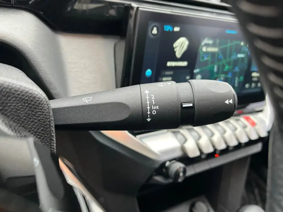 Peugeot 408 2022 1.6T Chase Light Edition