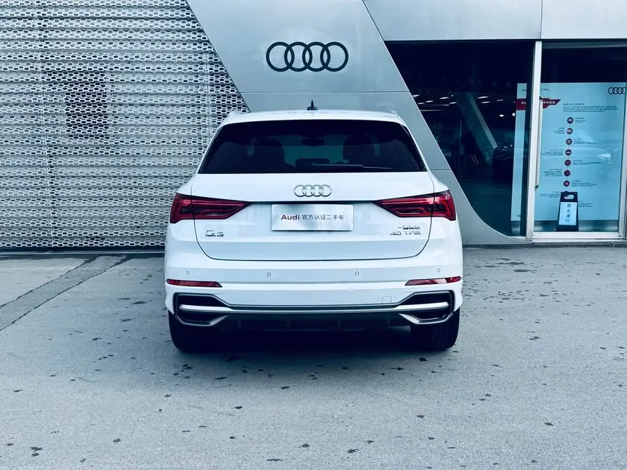 Audi Q3 2021 40 TFSI Sporty Model