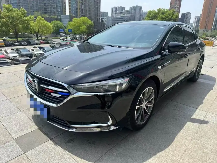 بيوك لاكروس 2022 652T الفاخرة