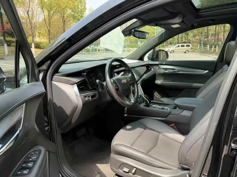 Cadillac XT6 2021 2.0T Seven-Seater AWD Premium Model