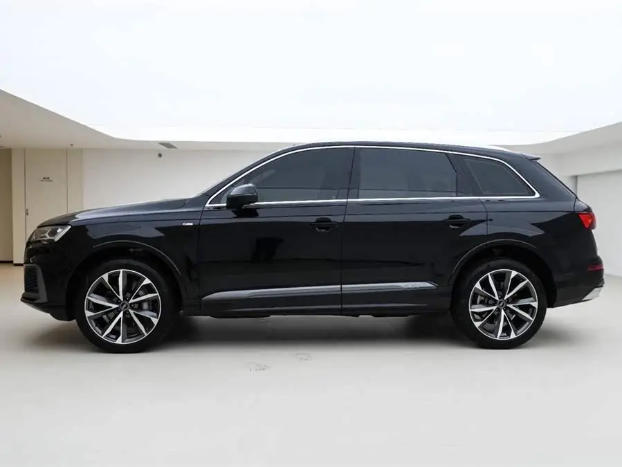 Audi Q7 2022 55 TFSI quattro S line Sport