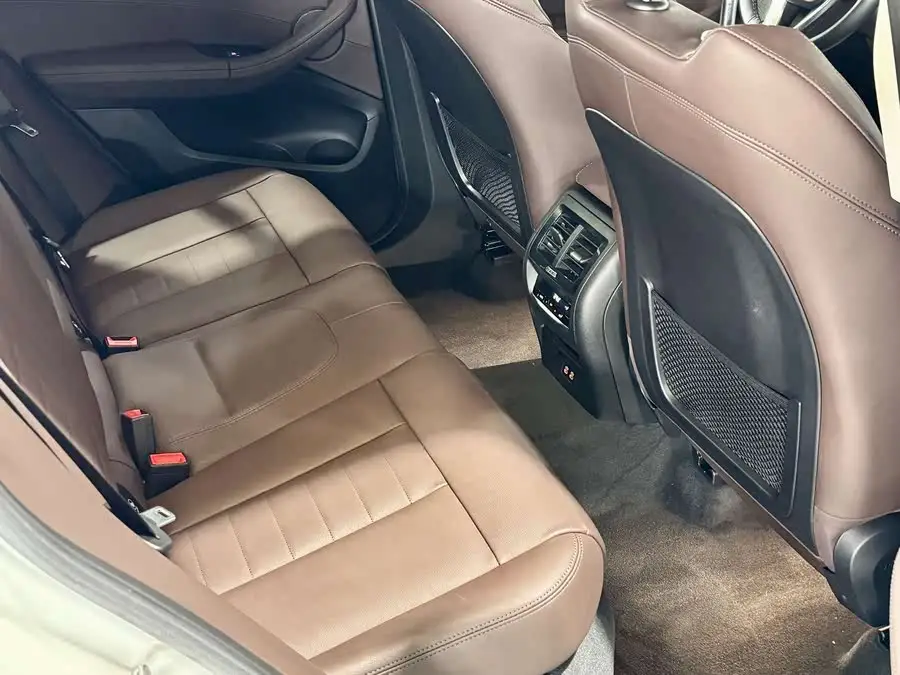 بي إم دبليو X3 2021 xDrive28i حزمة فاخرة