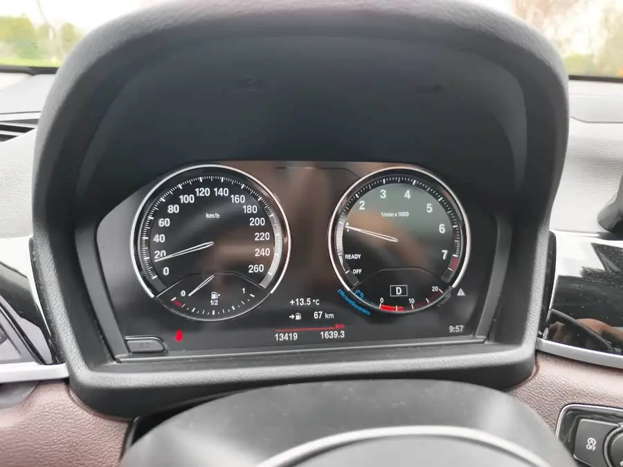 BMW X1 2022 sDrive25Li Leading Model