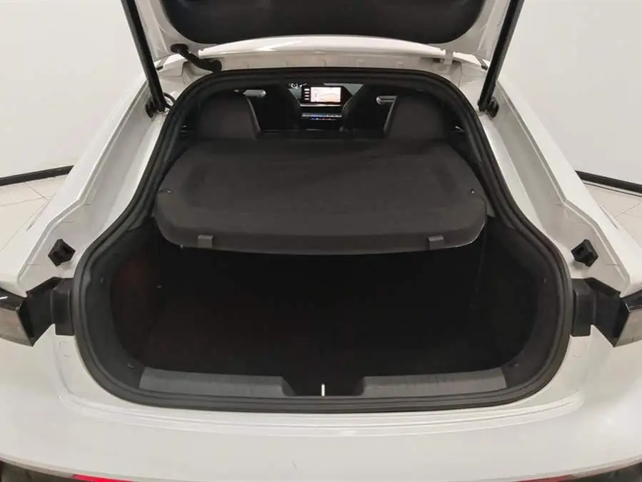 Changan UNI-V 2023 1.5T Premium