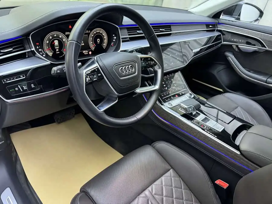 Audi A8 2024 A8L 55 TFSI quattro Flagship
