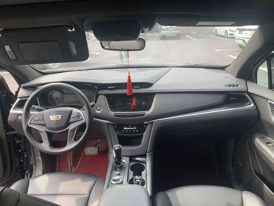 كاديلاك XT5 2024 2.0T دفع ثنائي طراز الفخامة