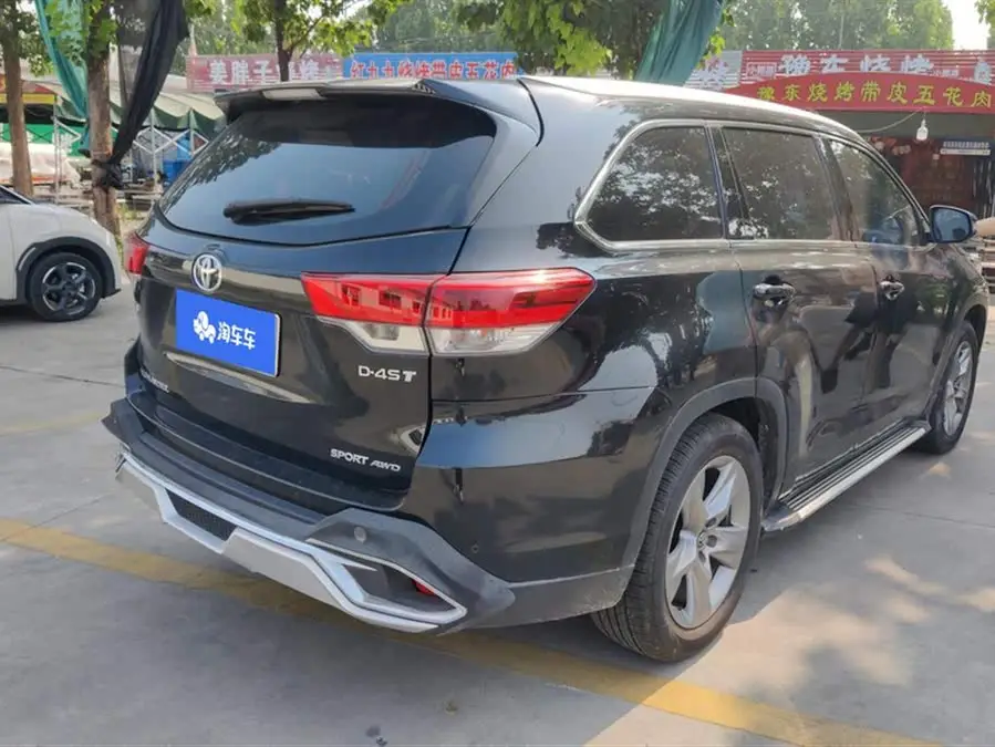 هايلاندر 2018 2.0T دفع رباعي نسخة فاخرة 7 مقاعد مواصفة وطنية VI