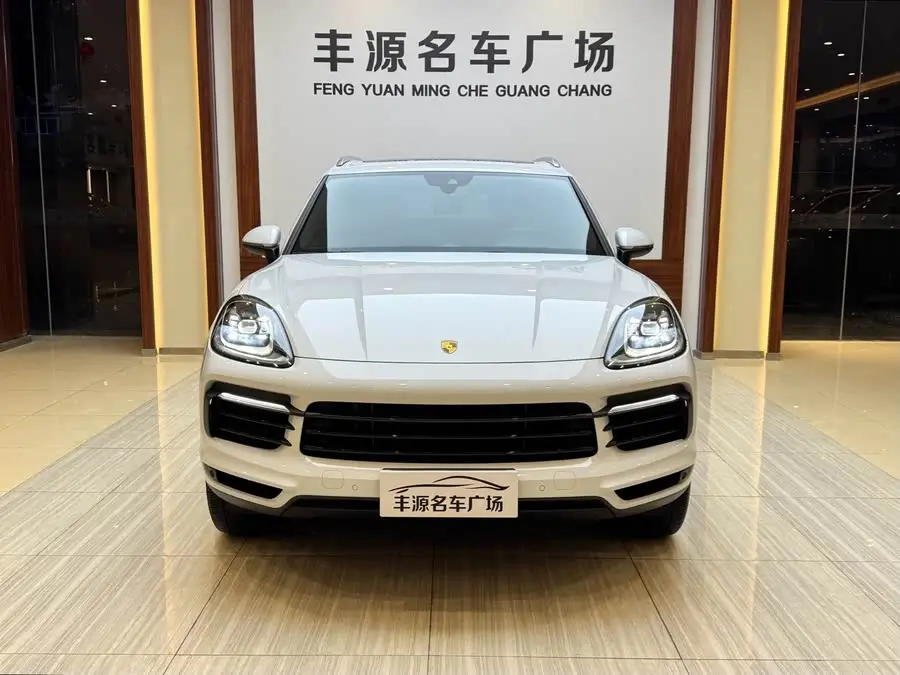 2022 Cayenne 3.0T Platinum Edition