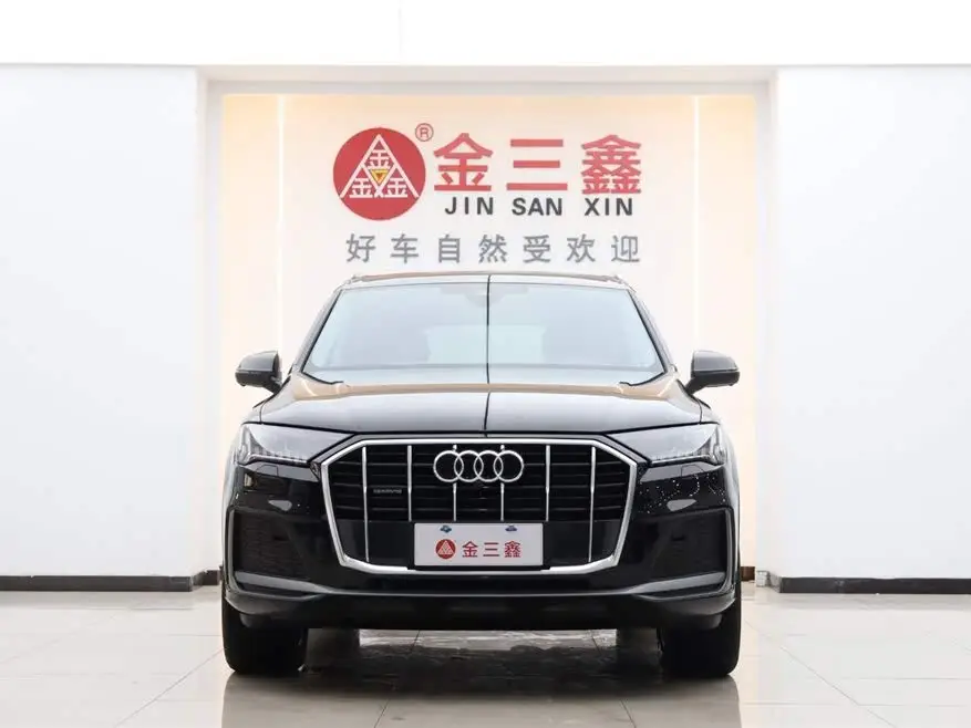 Audi Q7 2023 45 TFSI quattro S line Sport