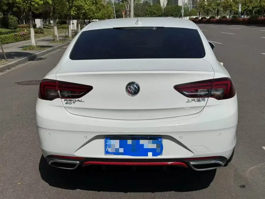 بيوك ريجال 2020 طراز 552T النخبة