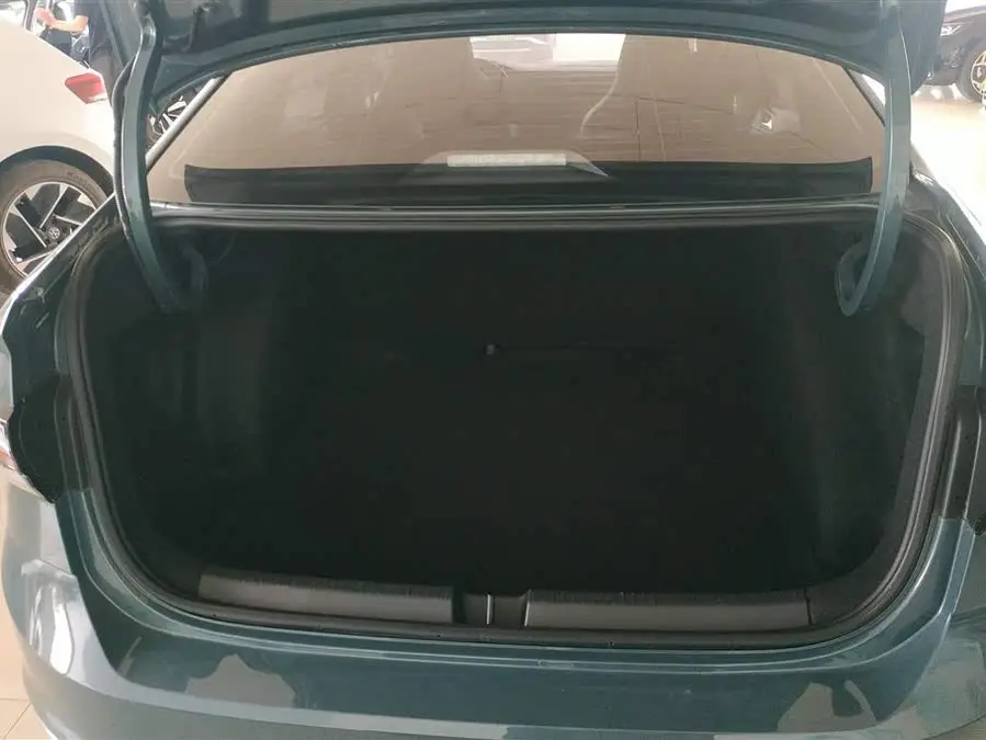 لافيدا 2023 الجديدة الحادة 1.5 لتر أوتوماتيكي إصدار جديد