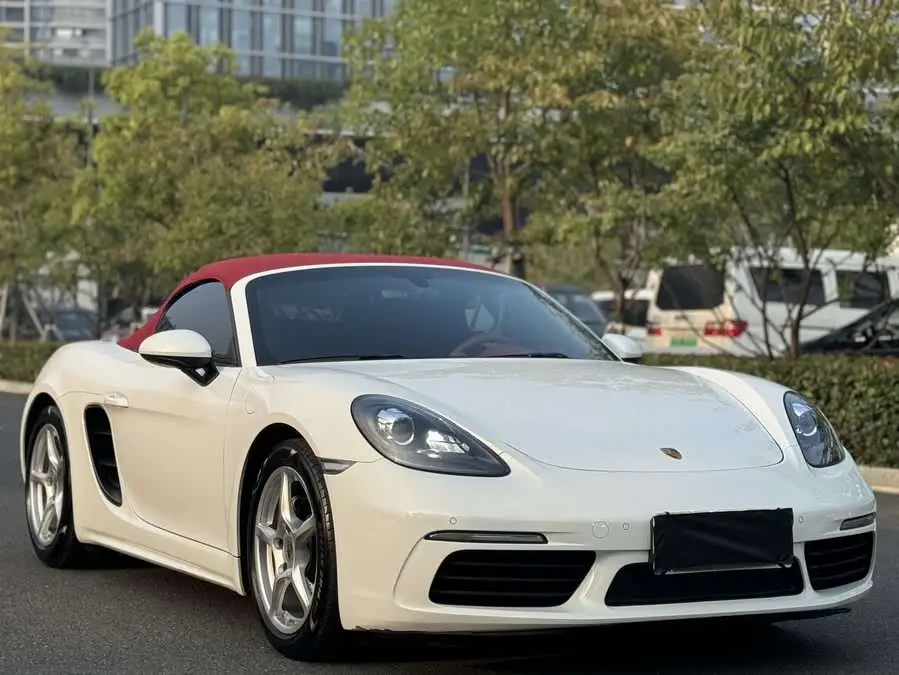 Porsche 718 2022 Boxster 2.0T