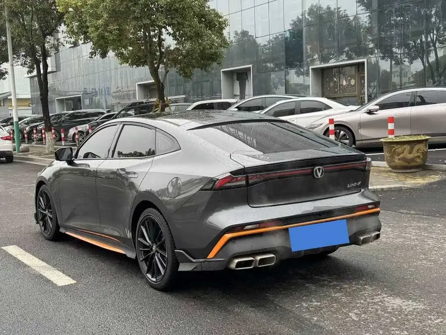 Changan UNI-V 2024 1.5T Premium Sports Edition