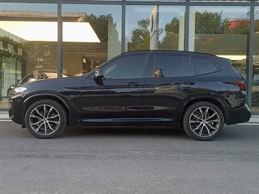 BMW X3 2023 xDrive30i Leading Model M Night Package
