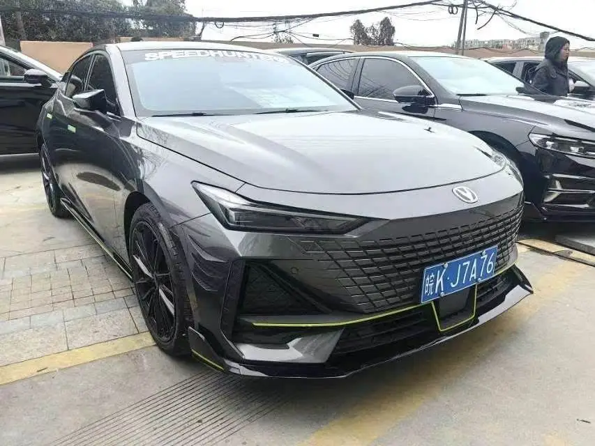 Changan UNI-V 2022 1.5T Sport Edition