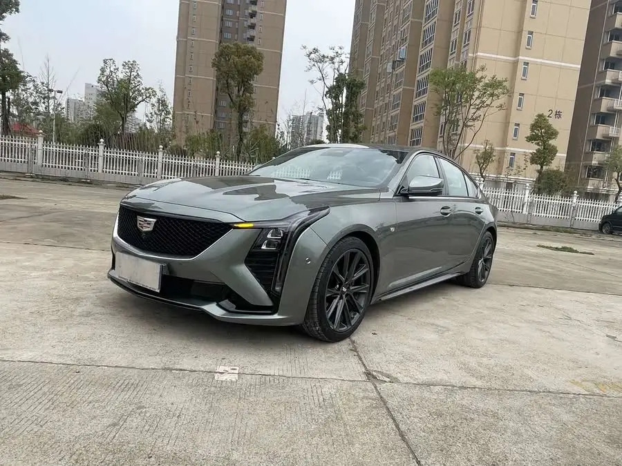 كاديلاك CT5 2024 28T بلاتينيوم