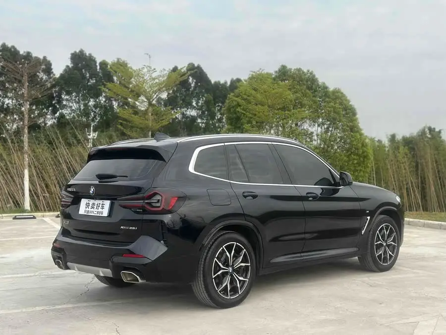 2021 BMW X3 xDrive25i M Sport Package
