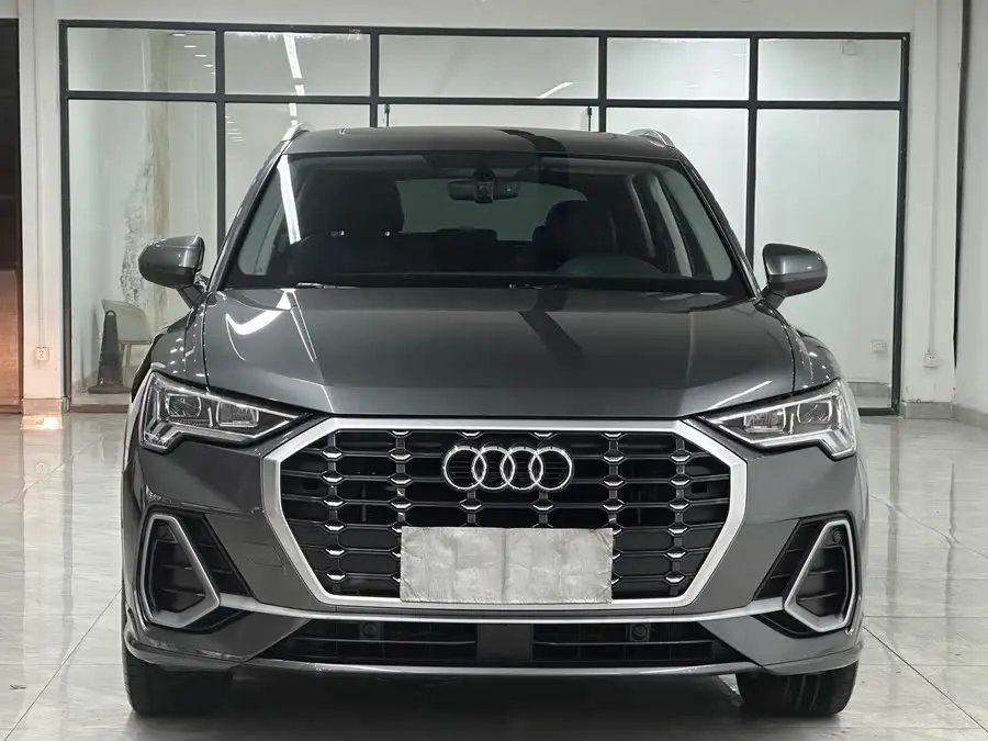 أودي Q3 2021 35 TFSI طراز رياضي أنيق