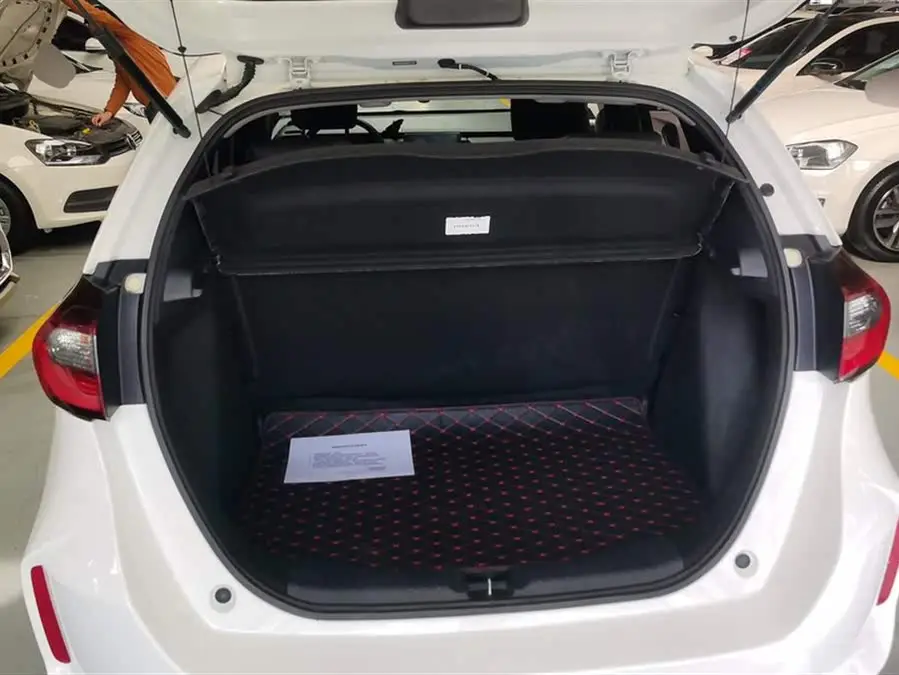 فِت 2021 1.5L CVT إصدار الاتجاه