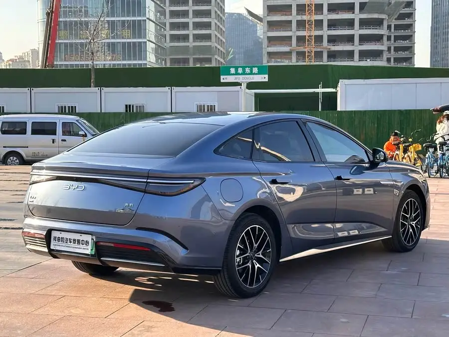 Sealion 2023 DM-i 1.5T 121km Flagship