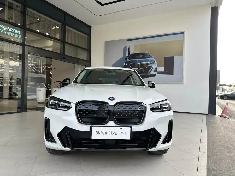 بي إم دبليو iX3 2022 طراز مُعدل إصدار الابتكار