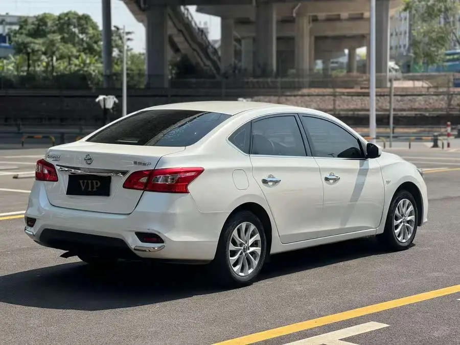 2021 نيسان سليفي كلاسيك 1.6XE CVT إصدار الراحة