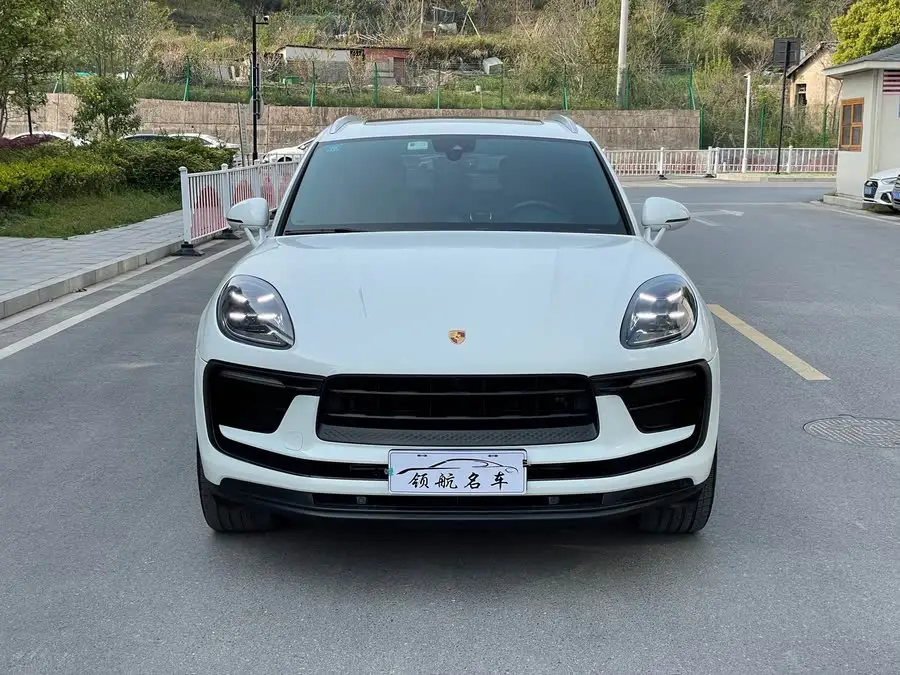 2023 Macan Macan 2.0T