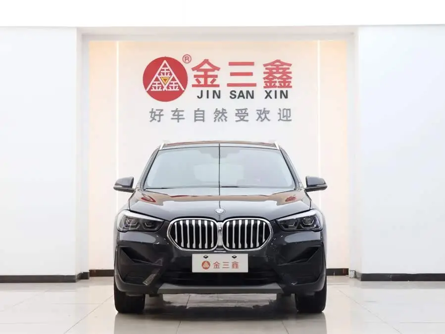 بي إم دبليو X1 2021 تعديل sDrive25Li النسخة الرائدة