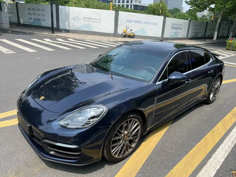 2023 Panamera 4 Executive Platinum Edition 2.9T