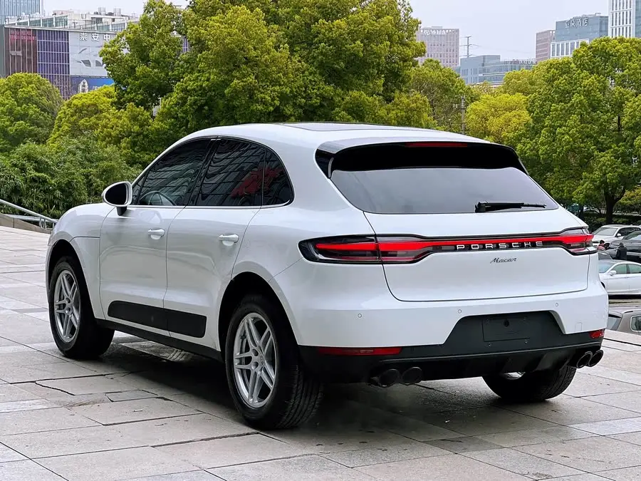 2021 Macan 2.0T