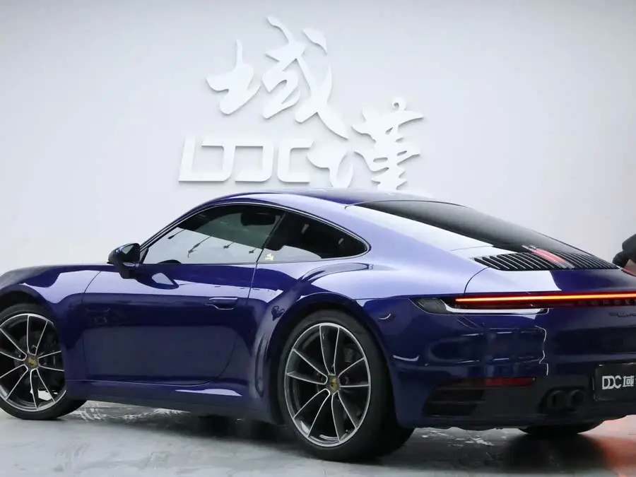 Porsche 911 2020 Carrera 3.0T