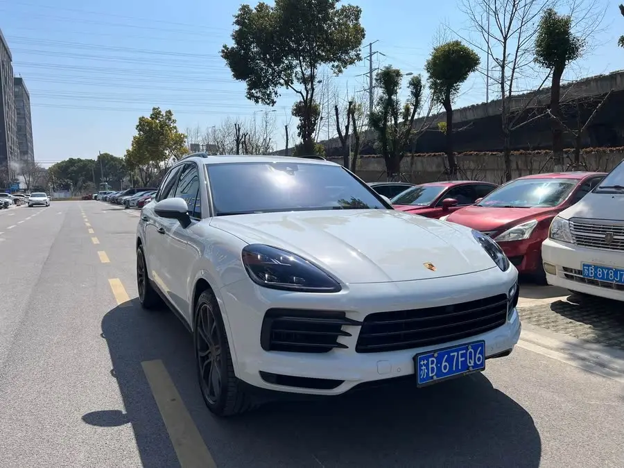 2023 Cayenne Cayenne 3.0T Platinum Edition