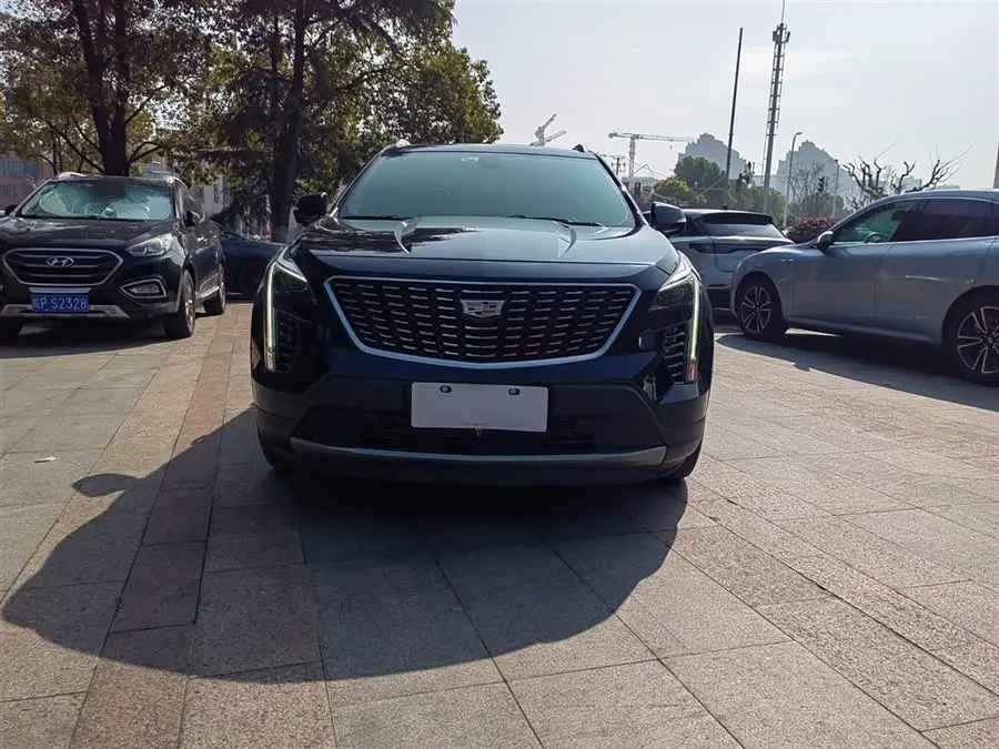 Cadillac XT4 2020 Model Facelift 28T FWD Premium