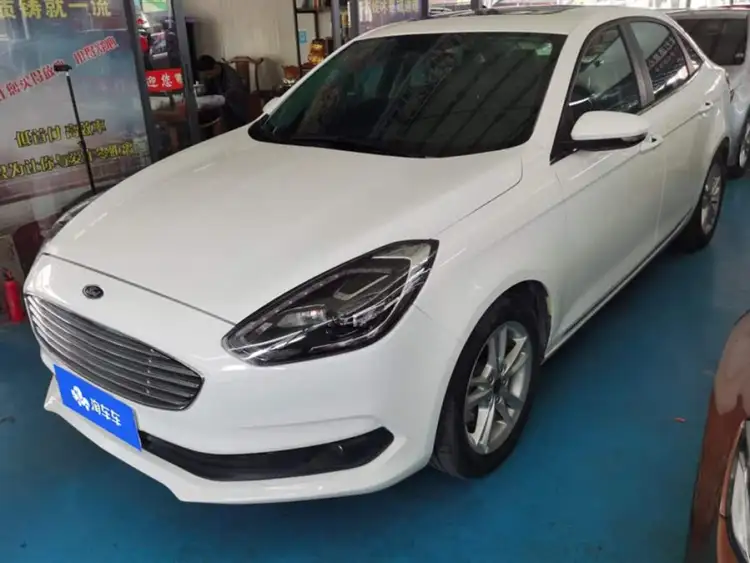 Fords 2019 Model Facelift 1.5L Automatic Enjoyment Type National VI